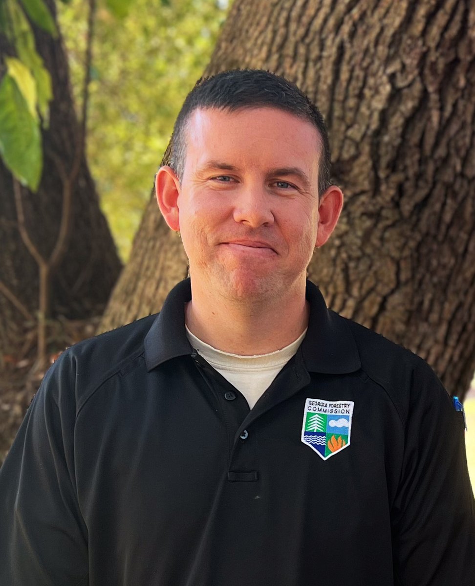 Congrats to Will Dale, who was recently named GFC's Wildland Firefighter of the Year! Learn more about Will and his award: gatrees.org/habersham-man-… 👨‍🚒🔥 #jobs #career #firefighter #wildlandfirefighter