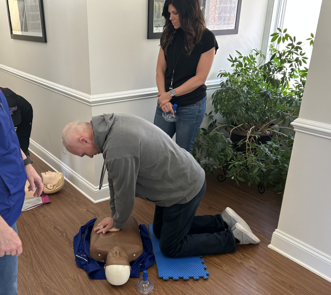 ModularGenius's tweet image. Safety first, always! Last week, the Modular Genius team spent time getting CPR certified. We believe in building safe, smart spaces, and that starts with having a team prepared for any situation. We&apos;re ready for anything, on and off the job site!