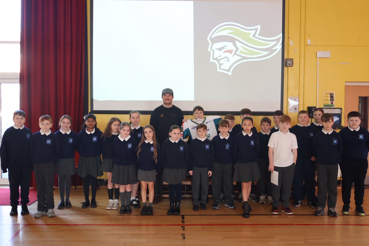 HolyChildPSBel's tweet image. 🏒 Thank you to @BelfastGiants #77 Josh Roach who visited our P6 pupils this morning as part of their Healthy Lifestyle Programme. With his help they learned about keeping healthy through nutrition, exercise and sleep. 🏒 

#SharingCaringLearning #HealthyLifestyle @BelfastHarbour