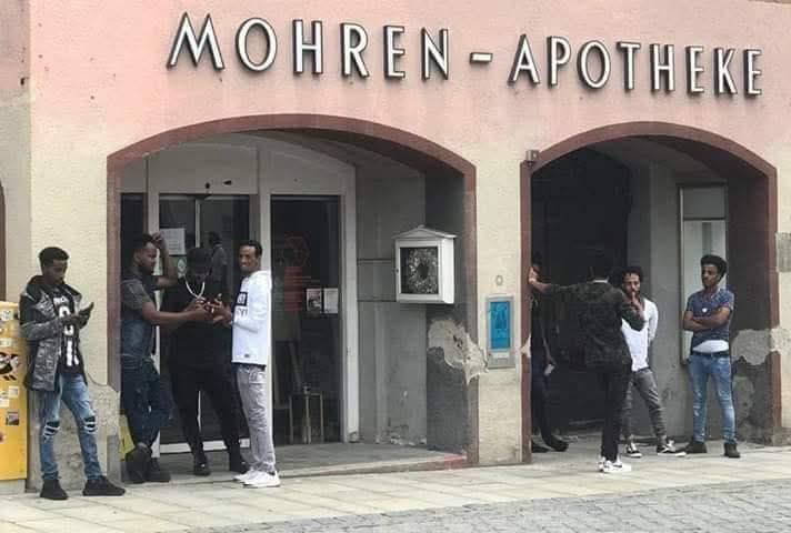 SabrinaJansen10's tweet image. Früher gab es in Zeitschriften immer Witze, wo drunterstand &quot;ohne Worte&quot;.
#Migration #CancelCulture #Stadtbild