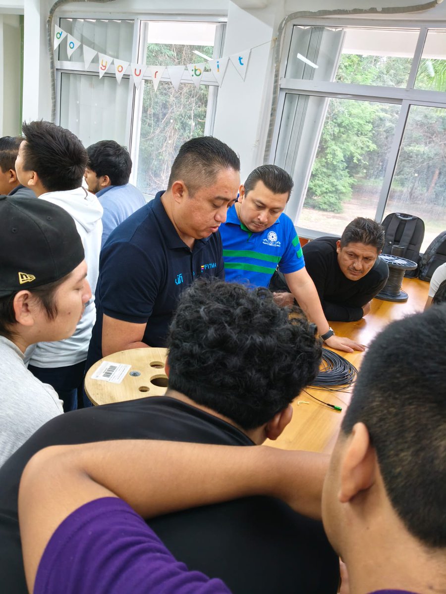 iqitgob's tweet image. y al @tecnm_fcp por abrirnos nuevamente sus puertas.  Con esta actividad, seguimos integrando más universidades a la estrategia Talento en Red, ampliando las oportunidades de desarrollo profesional para la juventud tecnóloga de #QuintanaRoo.  #UnidosParaTransformar
