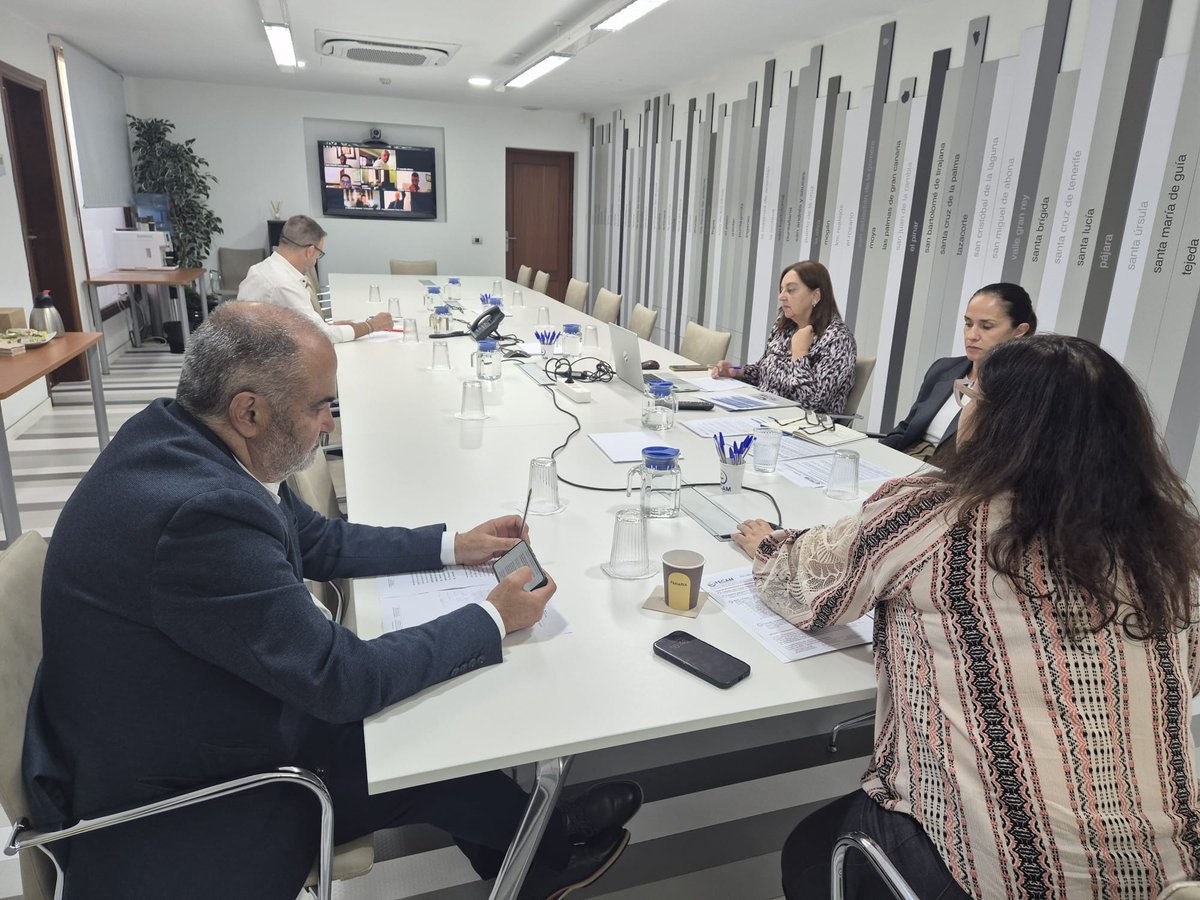 📌 La Comisión Insular de Tenerife se celebró en la tarde de este martes, 18 de noviembre, en la sede de la FECAM de Santa Cruz de Tenerife.

📋 Durante el encuentro se repasaron los asuntos de interés para la isla de Tenerife, abordados en el seno de la FECAM [...]