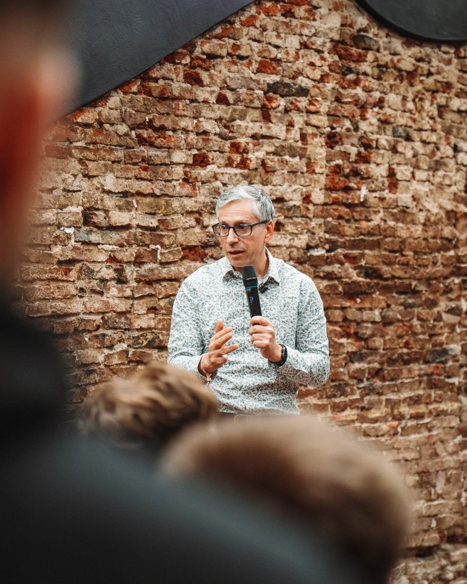 0xMiden's tweet image. We had a blast at the first-ever Privacy Salon yesterday @EFDevcon

Thanks to our co-hosts ( @AleoHQ, @Aztecnetwork, @0xPredicate, @SpruceID, @OctantApp, and @TheDRC_) and all the incredible speakers.

In order of appearance:

Franck Royer from @Logos_network,  @_WeiDai, Khushi…