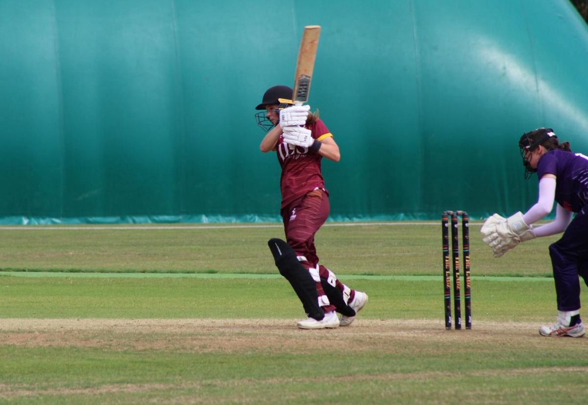 Suffolk's Charlotte Anderson has been rewarded for a stellar season with a place in the Essex Academy...

bit.ly/4r7XWqt

<a href="/JLSCatering/">JLS Catering Group</a>
<a href="/nvplaycricket/">NV Play</a>