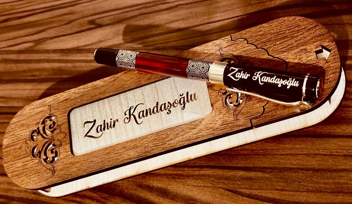 zahirkandas's tweet image. Bugün benim için gerçekten çok duygulu bir gün oldu.
Saat 04.00’te telefonum çaldı. Arayanların Ali Fırat Duman ve Furkan Duman olduğunu söylediler “Amca nasılsın, iyi misin?” diye halimi hatırımı sordular. Ardından, “Amca, düşündük taşındık… Senin bu il için  yaptığın çok büyük…