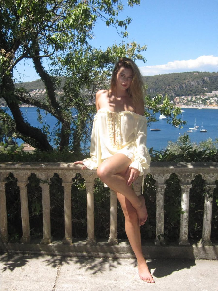 lizzager's tweet image. ᅠᅠ
ᅠᅠᅠᅠ

𝑰𝑵𝑺𝑻𝑨𝑮𝑹𝑨𝑴 𝑷𝑶𝑺𝑻

@𝒉𝒂𝒚𝒍𝒊𝒛

“ 𝘝𝘪𝘵𝘢𝘮𝘪𝘯 𝘋-𝘢𝘺𝘥𝘳𝘦𝘢𝘮. ☀️