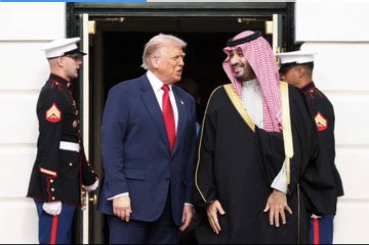 SOMAIR2012's tweet image. حفظ الله الأمير القائد الملهم في الحل والترحال. 

 #محمد_بن_سلمان_في_واشنطن