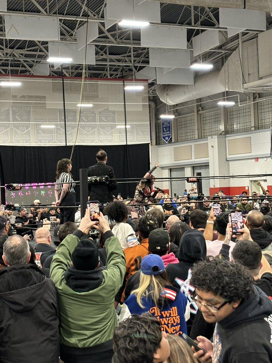 Scott44Mitchell's tweet photo. Also was a pleasure to see Maki Itoh and Shayna Baszler go at it. This was such a fun, violent, but very fun match!
@maki_itoh @QoSBaszler @HOGwrestling #HOGClash #HOGSuperClash https://t.co/aaZKY7hmsH