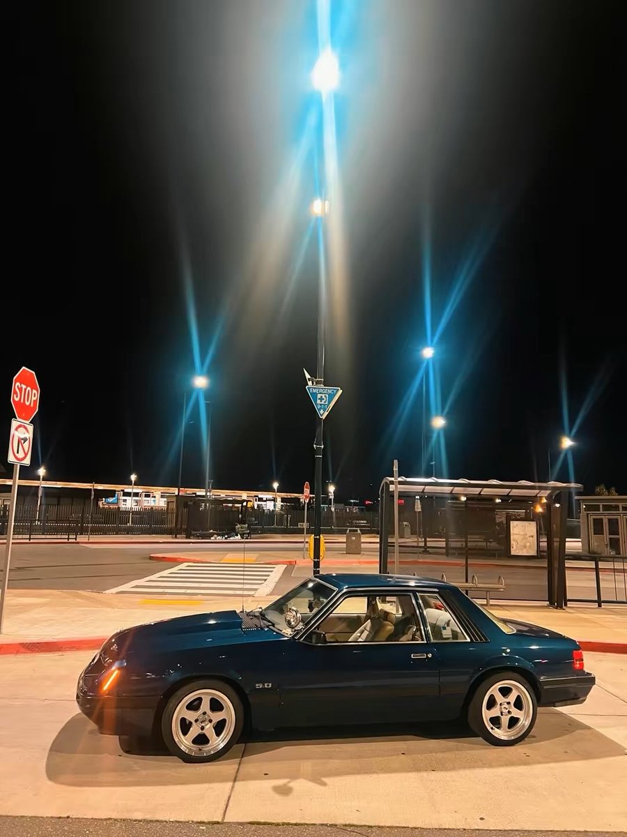 flock4jock's tweet photo. That blue just hit different https://t.co/Fmg3YJqpF9