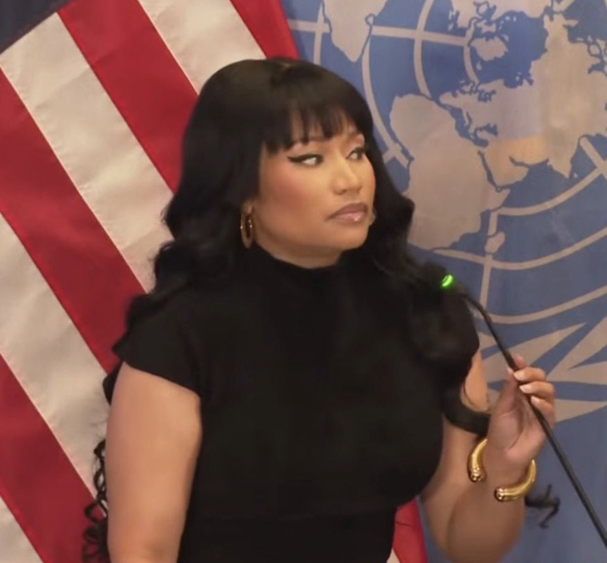 ᴛʜᴇ ᴅᴏʟʟ tweet media