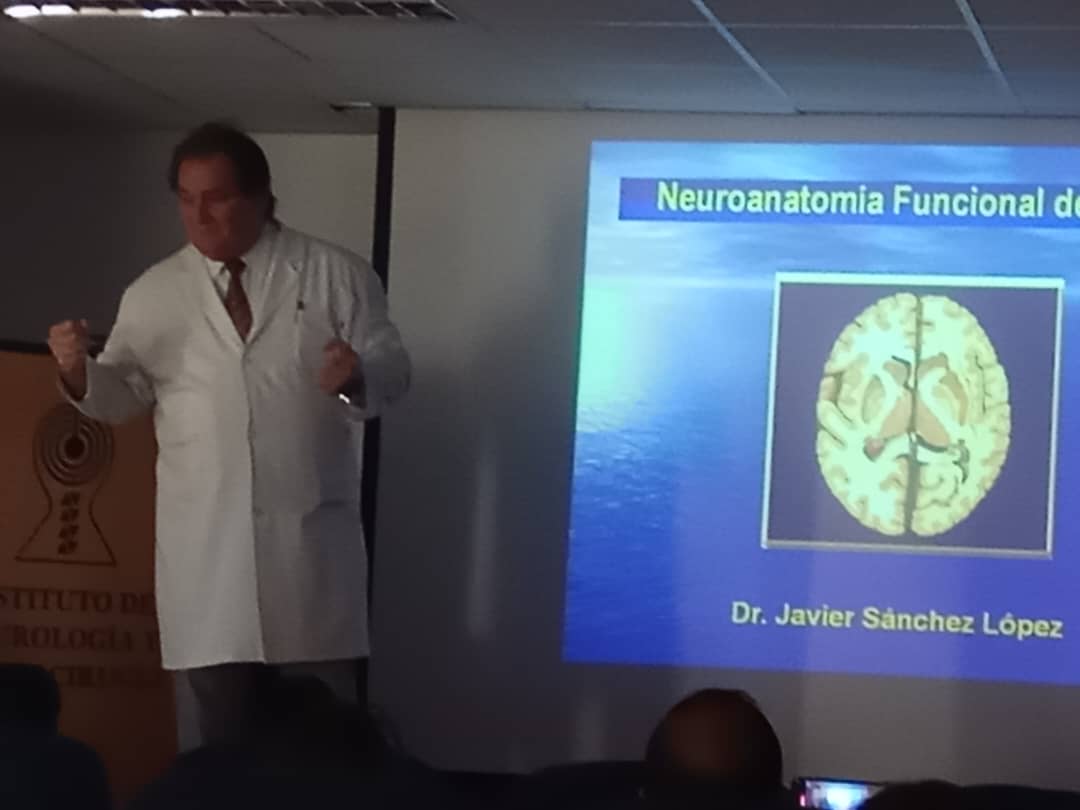 Continúa el Curso de Neuroanatomía. Conferencia sobre Anatomía Funcional del Talamo. DrC. Javier Sánchez.
#CubaPorLaVida
<a href="/TaniaMCruzHdez/">Dra.Tania Margarita Cruz Hernández</a>
<a href="/DiazCanelB/">Miguel Díaz-Canel Bermúdez</a>  
<a href="/min/">min</a>