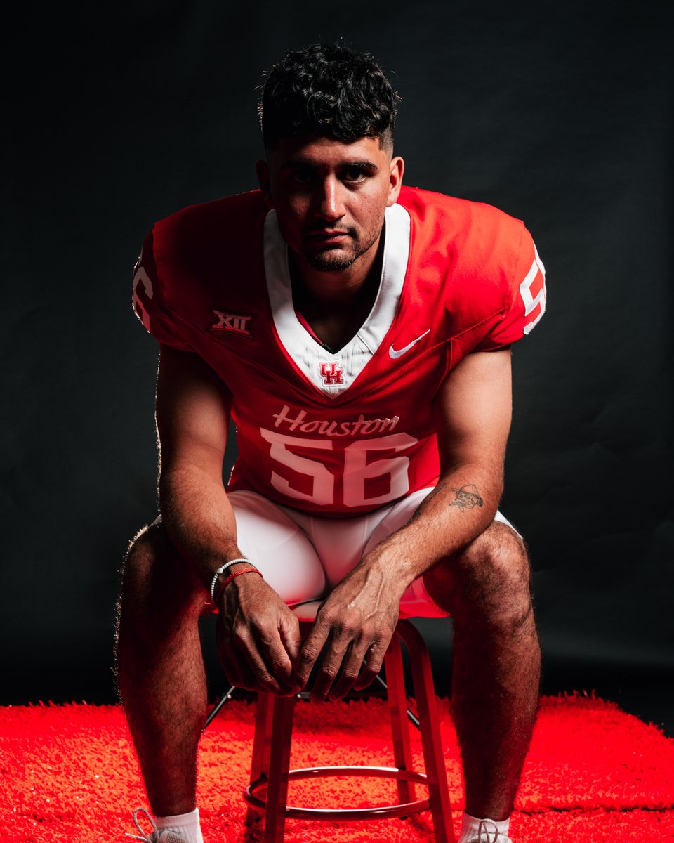 UHCougarFB's tweet photo. "Just Stay With It" ⌛️

Jacob Garza's six year story highlighted by Senior Day on Saturday

Read » https://t.co/1px7JBdLc5 https://t.co/X7PsHV02qi