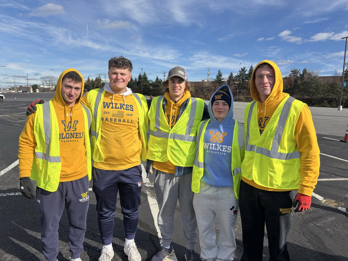 Pleasure helping out at the CEO Weinberg Thanksgiving Distribution! This organization is like no other supplying over 12,000 families with Thanksgiving Day Meals. Glad our guys were invited to help out the drive &amp; give back to our local community.

@wilkescolonels @wilkes_saac