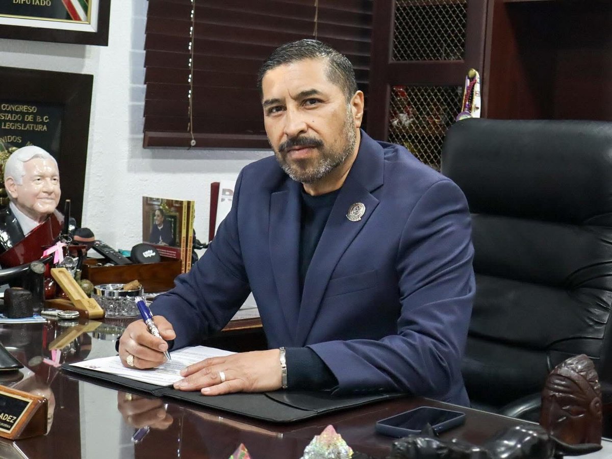 ramonvazquezva2's tweet image. ¡Hola a todas y todos! ¿Como están el día de hoy?👋

Ya nos encontramos desde muy temprano en el Congreso del Estado de Baja California, listo para un día lleno de actividades y trabajo por nuestra comunidad🏛️✅

#congresobc #bajacalifornia #poderlegislativo #rvv