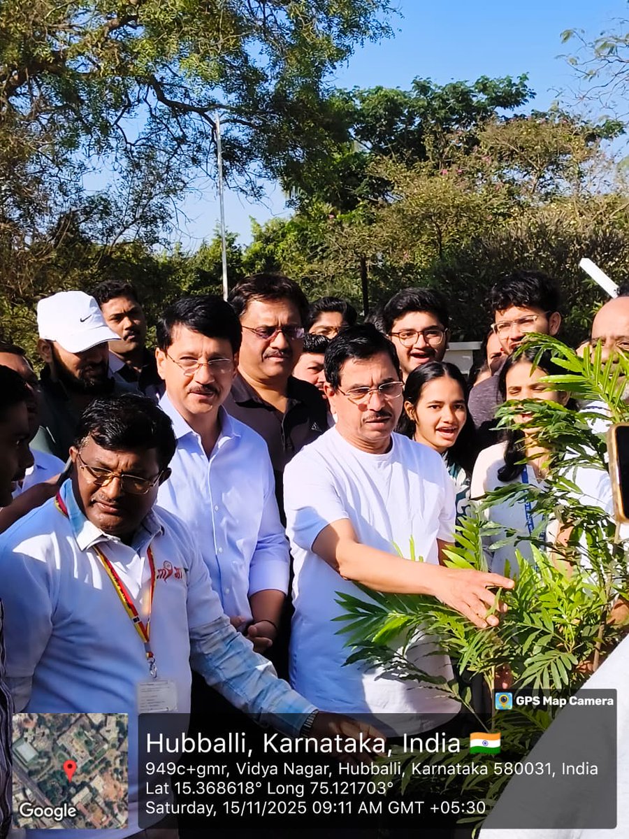 KUDNSSCELL's tweet image. Hon&apos;ble MP Shri. Pralhad Joshi addressed a gathering about the Sardar@150 Unity March, a Nationwide Campaign commemorating Sardar Vallabhbhai Patel&apos;s 150th birth anniversary. @YASMinistry @_NSSIndia @nssrdbangalore @JoshiPralhad #unitymarch @KarnatakaNss @mansukhmandviya