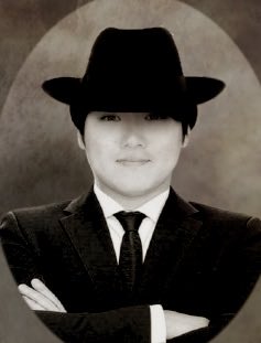 fictitious1999's tweet image. 矢場井呉今(やばい くれいま)

日本の政治家。官僚出身で、農工務相などを務めた。満州に渡って計画経済の実現に奔走したが関東軍と衝突し、「俺の言葉次第でこの国潰すことだってできる」などと発言、下士官に土下座させるなどしたため中央に呼び戻された。帰国後、翼賛会に協力し、