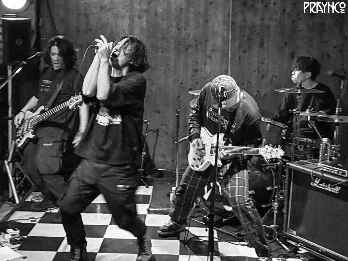 praynco's tweet photo. COUNTLOST @COUNTLOST
JIN(BAND SET) @JiN_2869
EACH OF THE DAYS @EACHOFTHEDAYS
SOBUT @sobut_official https://t.co/FhS3jOW3XB