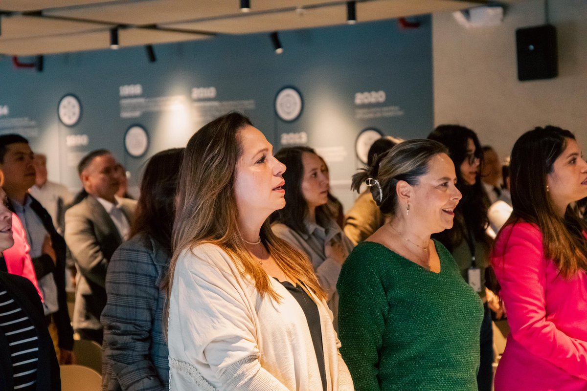 Findeter's tweet photo. Con @Minvivienda, @supersolidaria_ y @FNGSA presentamos la línea Compromiso Vivienda Popular, de Findeter, una herramienta que permite que más familias accedan a crédito para mejorar sus viviendas VIS y VIP. https://t.co/vxoK4LO5BO