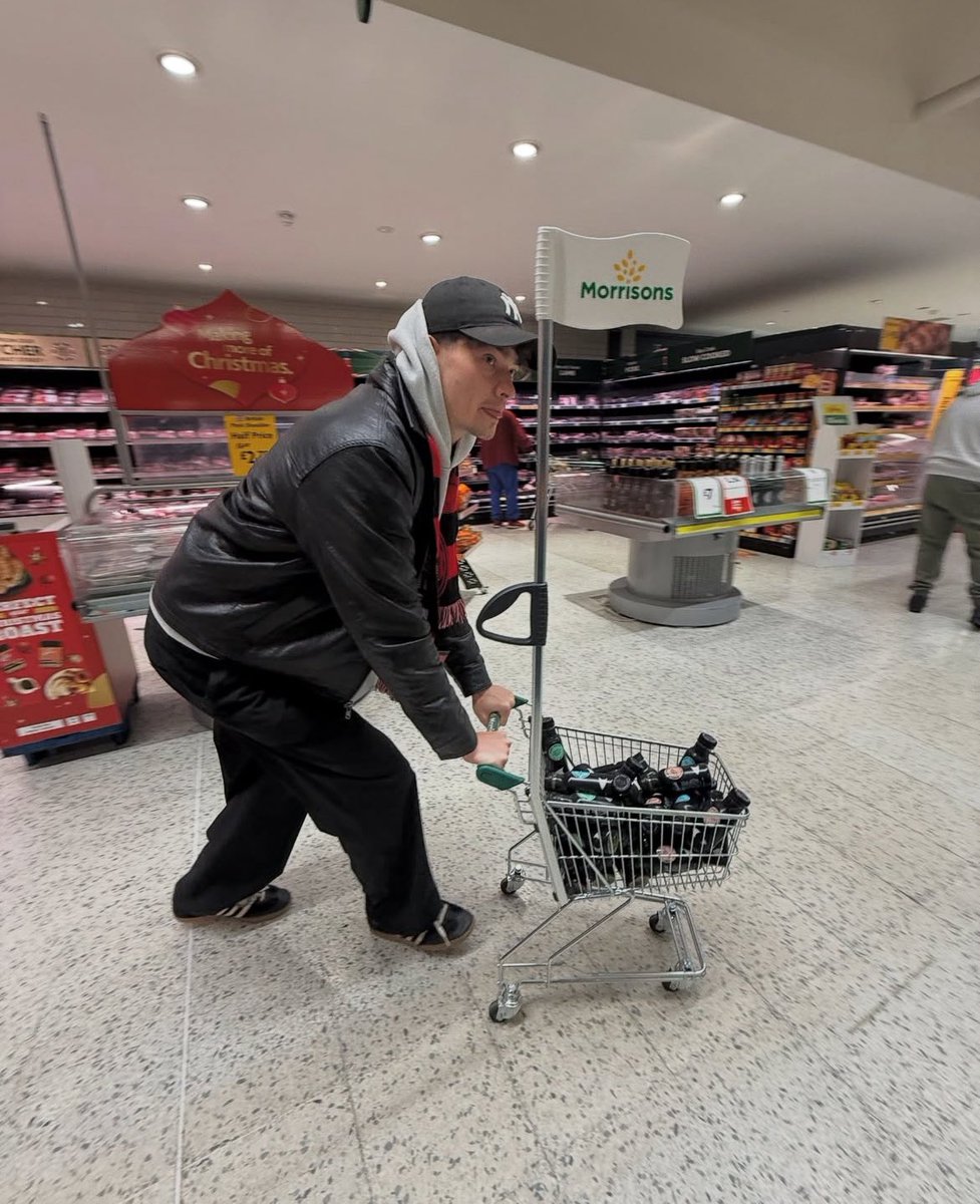 He’s so stupid I love him so bad