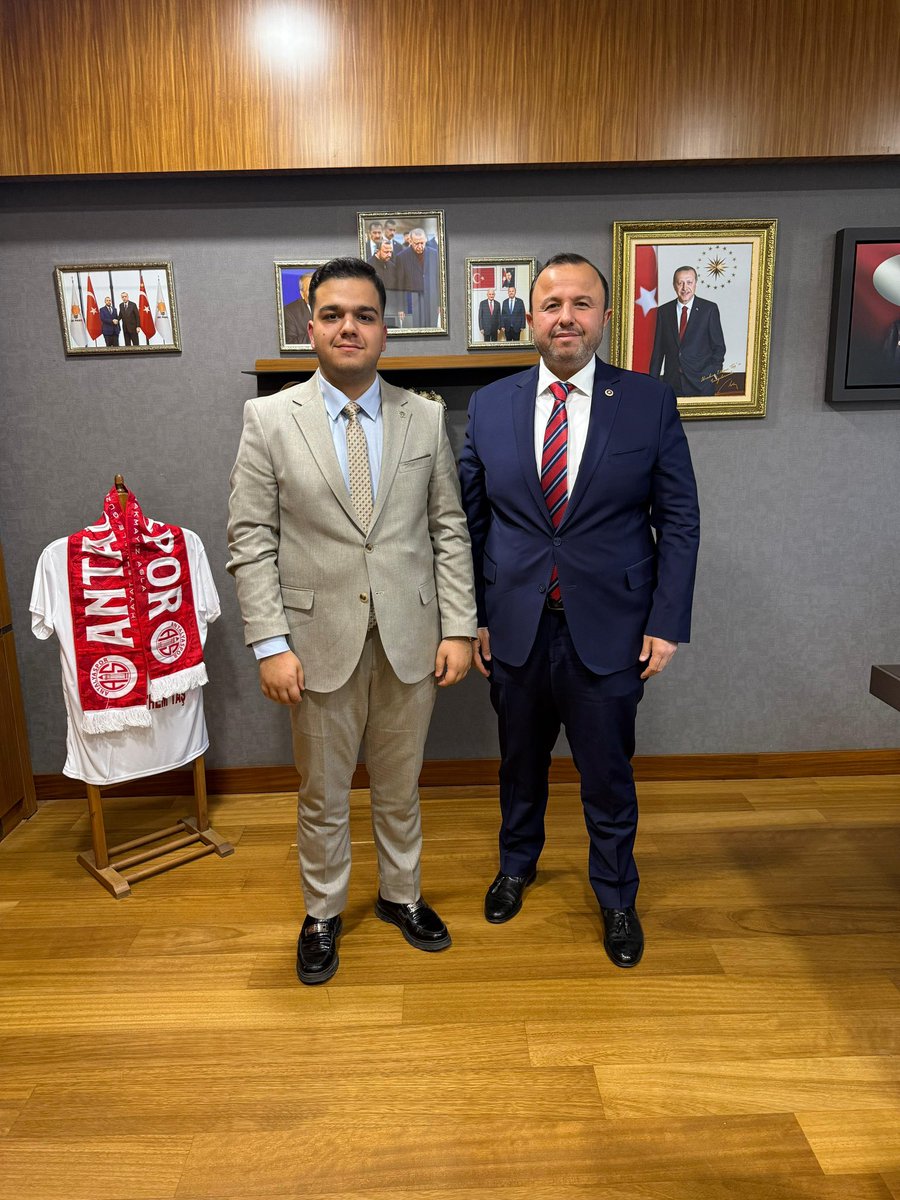 📍TBMM
Gazi Meclisimizde Antalya Milletvekilimiz Sayın <a href="/ethemtas/">Av. İbrahim Ethem TAŞ 🇹🇷</a> 'ı makamında ziyaret ettim. İlgi ve alakası için Vekilime hürmetler ediyorum.