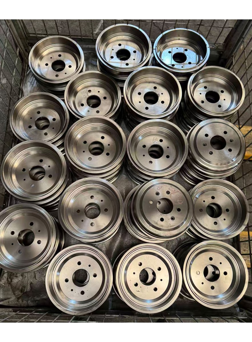 xinye_metal's tweet image. Your brakes shouldn't fail when it matters most. 🌟 Engineered for safety, performance &amp;amp; longevity — reliable stopping power you can count on, mile after mile. 💪✨ #BrakePerformance #SafetyFirst #HeavyDuty #IndustrialExcellence #TruckTech