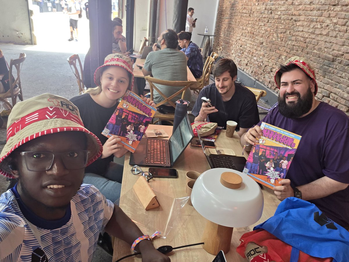 antismart_'s tweet image. There&apos;s alot going on in Africa especially in the web3 space. We have builders building and contributing to the entire web3 ecosystem and some of the builders and products are highlighted in the @Web3Clubs comic book.
I&apos;ll be giving out some copies at Devconnect.
If you want one…