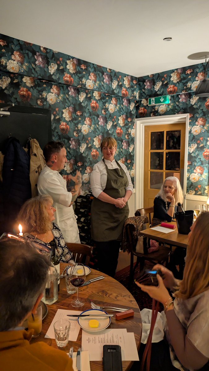 The White Horse Pub tweet media