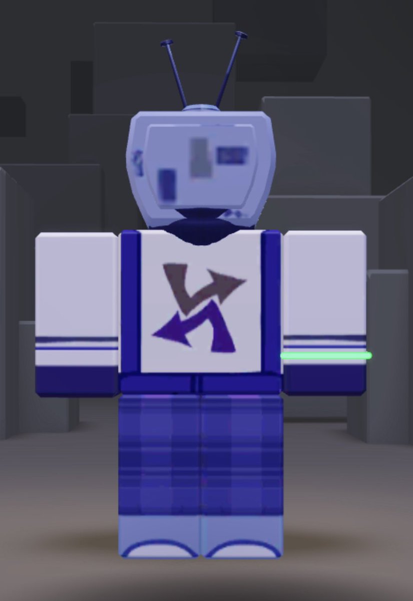 do you guys like my t.vee 🥹🥹🥹🥹