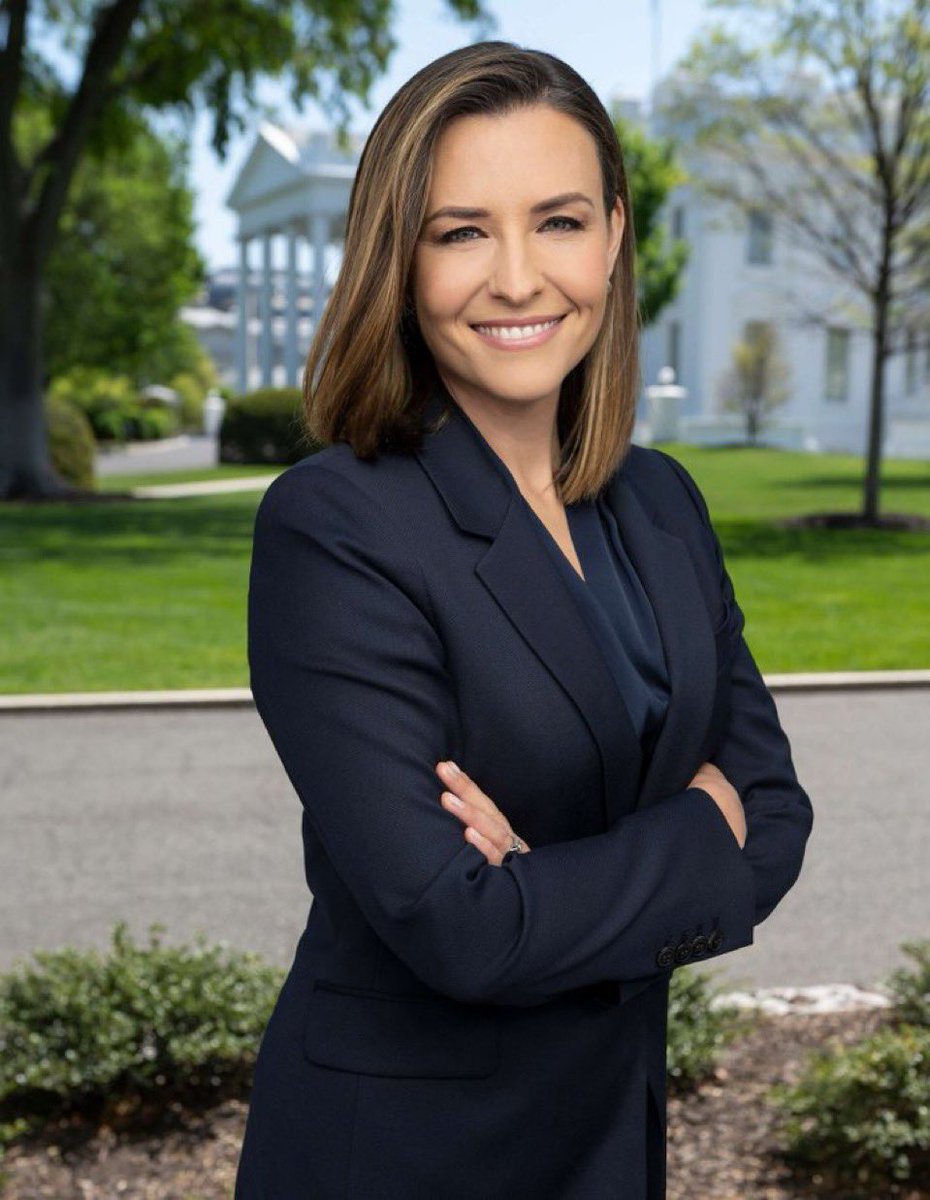 NoelinSD's tweet image. Trump is in a downward spiral, the question from ABC triggered him so hard he lashed out like a 5yo in a temper tantrum.
She’s a hero! Say her name Mary Bruce from ABC! 🏆