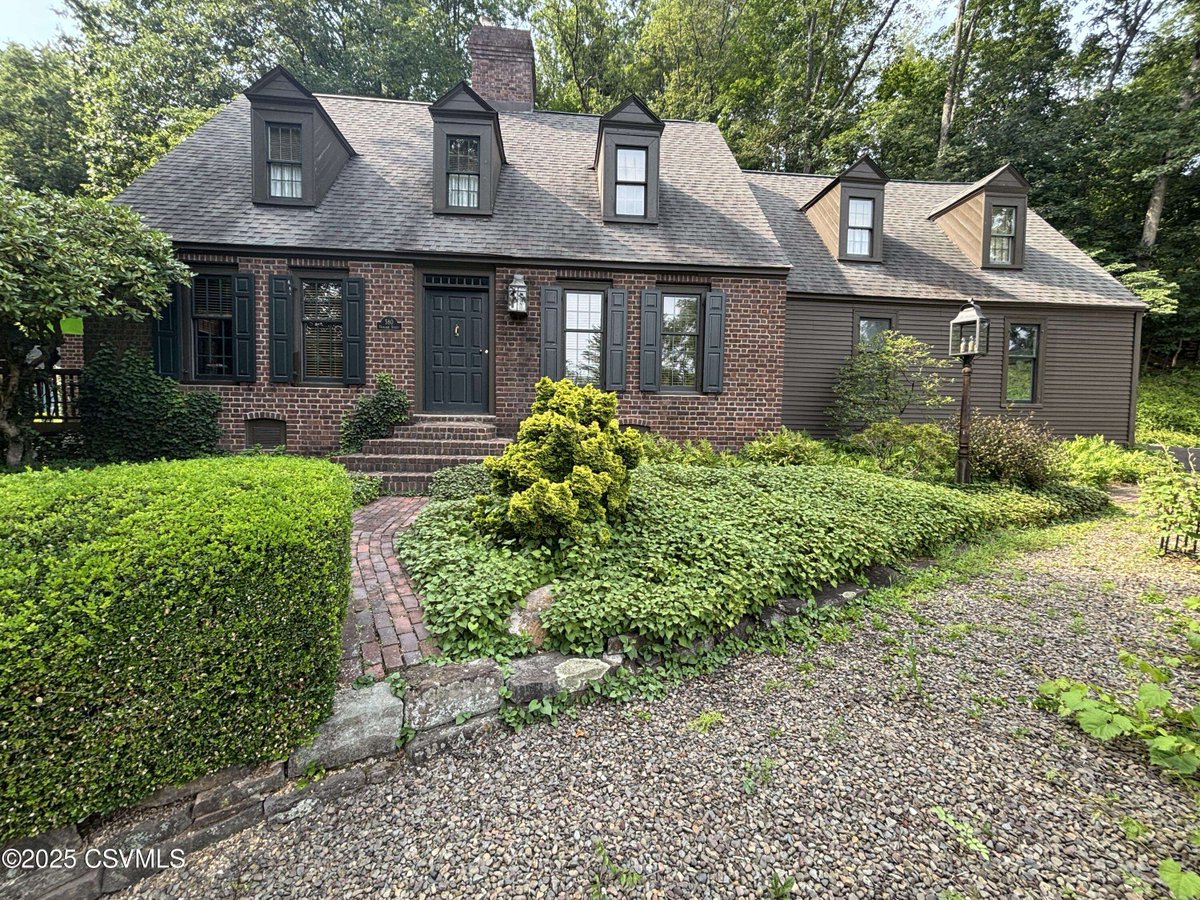 KeyPartnersReal's tweet image. 580 HEMLOCK ST, Bloomsburg, PA 17815 just sold! Contact us for assistance in doing the same with your property. It would be our pleasure to work with you.