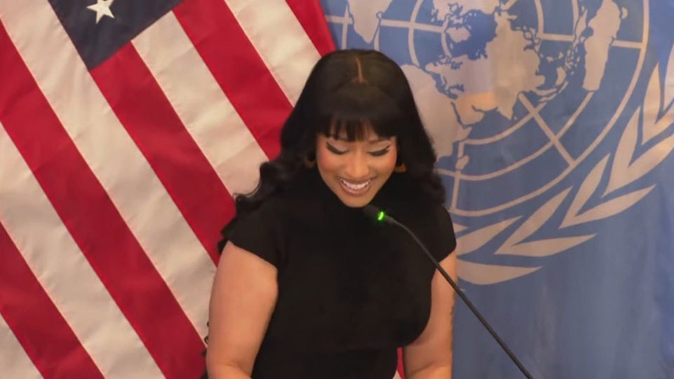 XAVIAERD's tweet image. This woman is the reason I became a truth seeker against corruption.

Nicki Minaj has fearlessly combatted fraud and media deception for over a decade. It feels so fulfilling watching her be recognized in such an iconic way.

THANK YOU NICKI! MAGA 4 MINAJ #UNBarbie 3.27.2026 💿🇺🇸