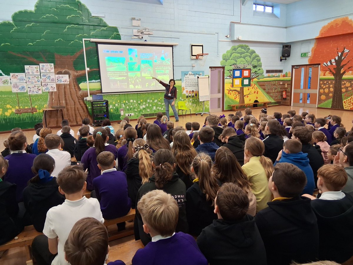 Had a fantastic morning meeting children's author Eilish Fisher <a href="/EilishFisher/">SpookaPúca</a>. Our children loved listening to her stories about her life as a writer. A huge thank you <a href="/NorwichStones/">Waterstones Norwich</a> and <a href="/PenguinUKBooks/">Penguin Books UK</a> for making it happen!