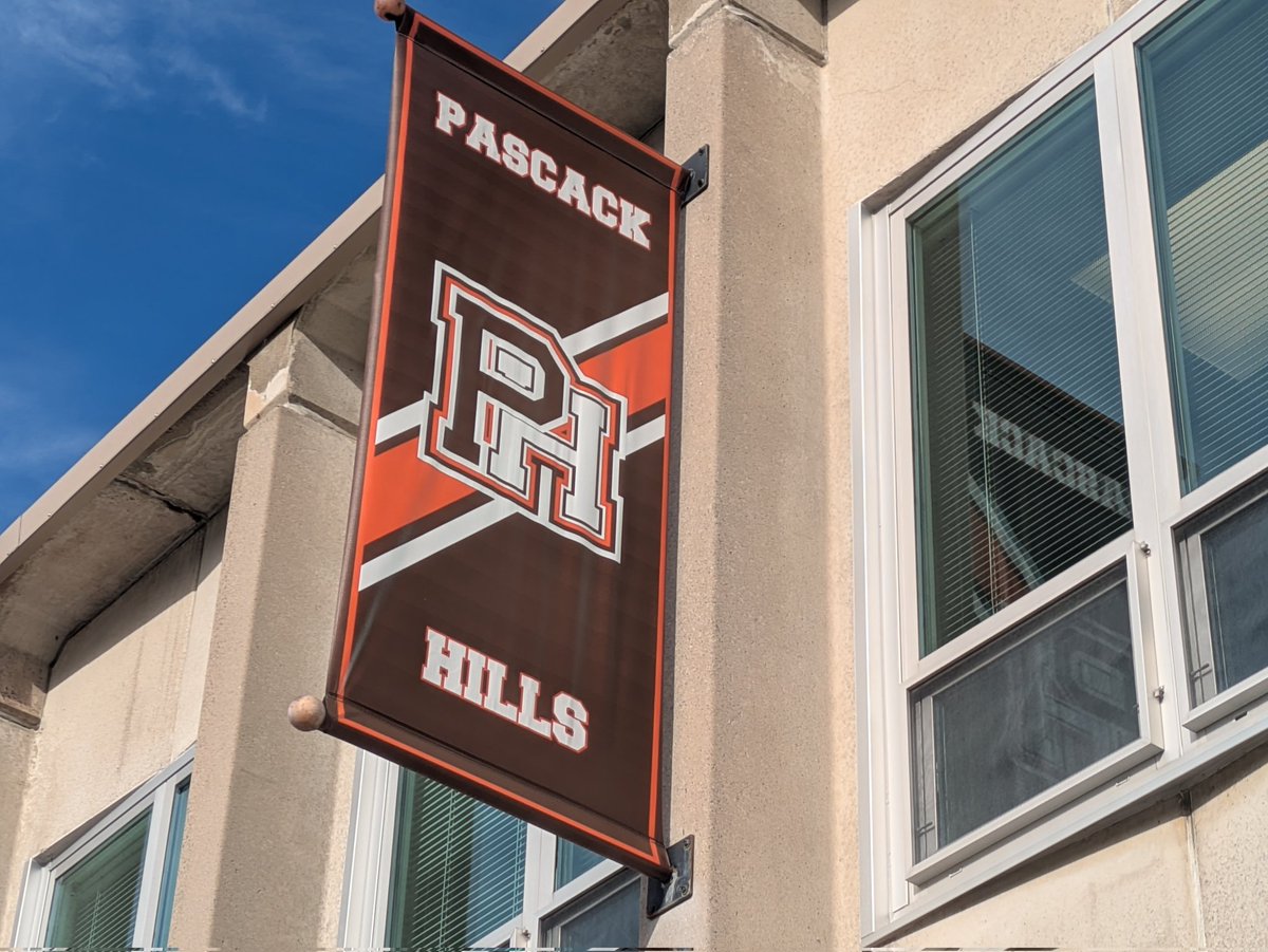 FRCTeam1676's tweet image. We are ready! Our team and the Pascack Hills Medical Club look forward to seeing you. ♥️ There are a few slots open, take a look! tinyurl.com/3rbmhp72 Thank you so much for your support 💛🖤 @first_official_ @firstmidatl @pvrhsd @pascackhillsnj #morethanrobots