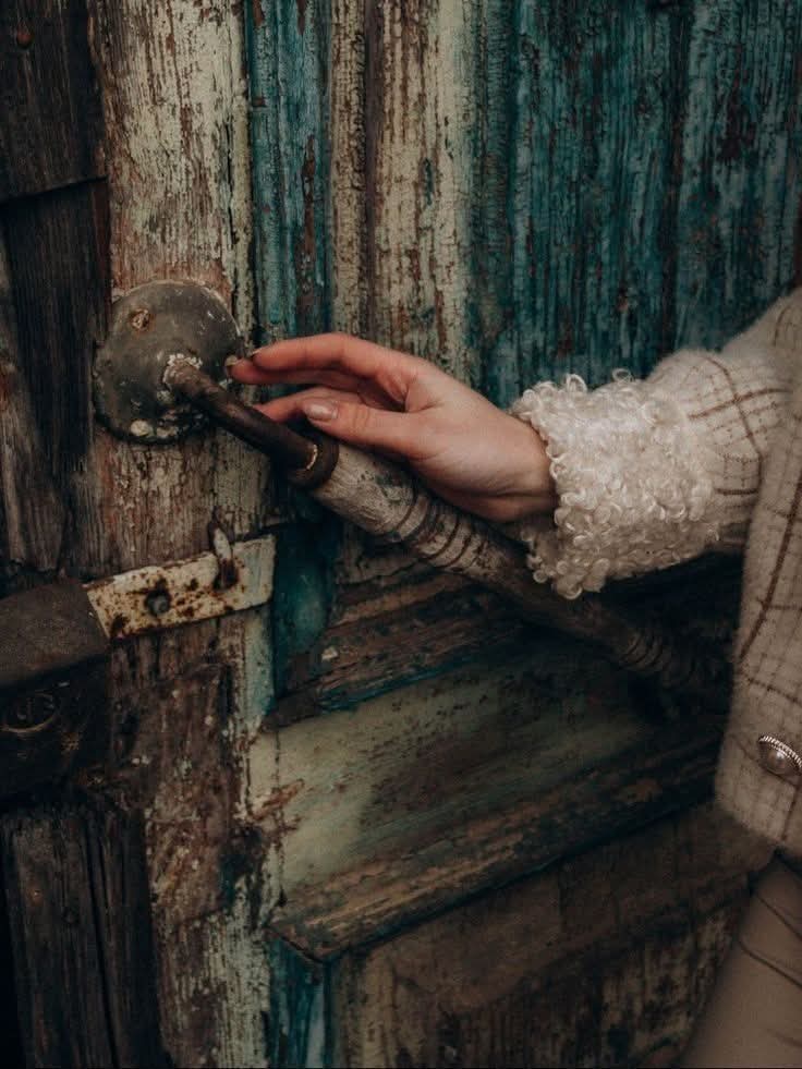 Yorgunuz ama hayallerimiz uğruna direniyoruz işte 

İyi geceler