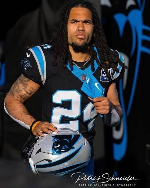 LarrysJohnson2's tweet photo. Is there any update or news on what Jonathan Brooks is up to? 🤔 https://t.co/6vRcQNSS9O