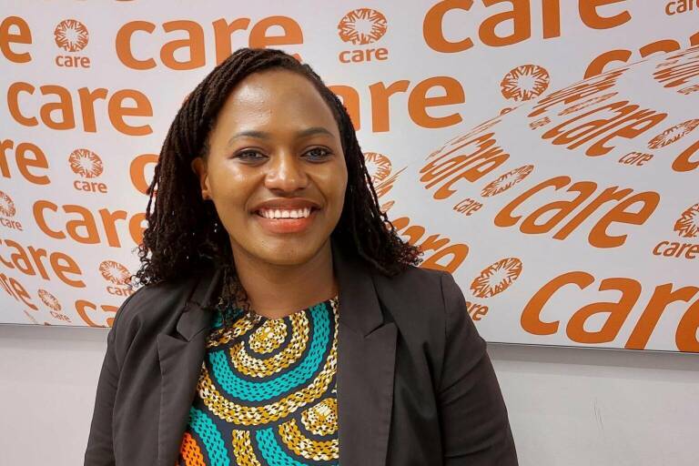 CARE Klima-Expertin <a href="/chikonatie/">chikondi chabvuta</a> im Interview mit den SN über die Klimakrise im südlichen Afrika: "Wir wollen zeigen, dass Frauen widerstandsfähig sind. Sie stehen in der ersten Reihe, wenn die Folgen eintreten. Sie wissen, was funktioniert." 📸 SN/Pack
sn.at/panorama/klima…