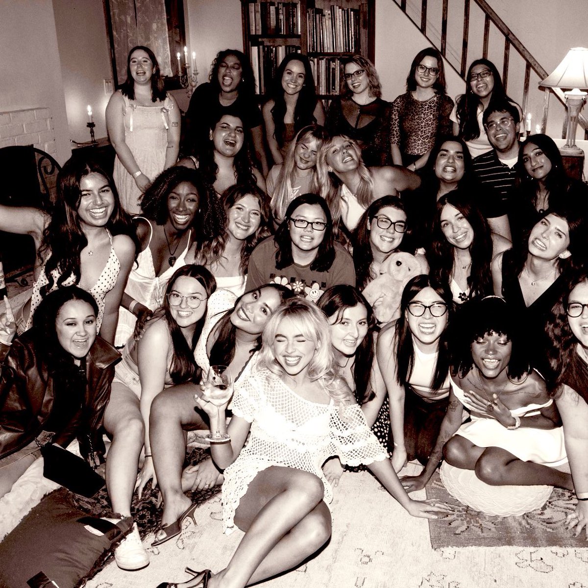 ALRDY0VER's tweet image. 3 months since my good friend sabrina carpenter kidnapped me to listen to her grammy nominated album &amp;amp; told me she loved me &amp;lt;33 forever in awe of you