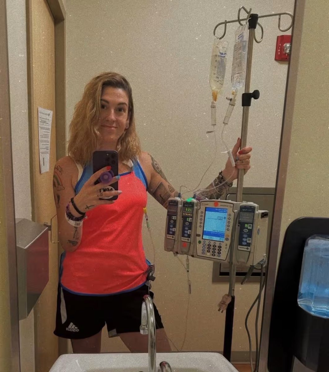 resilient333's tweet image. And suffers...&apos;suddenly&apos;😪💔
*Amy Skoutelas-35-USA
*End of 2024, Amy was exercising 5 times a week and feeling better than ever-on a fitness journey after the birth of her 3rd child
*January 2025: noticed she had an unusual stomach pain and...more...
*She was told at the ER that…