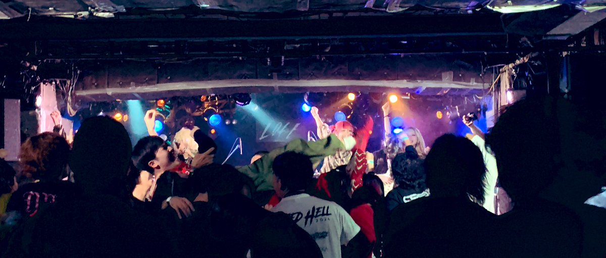 新宿サイエンス10周年おめでとうございます⚡️⚡️⚡️
コロナ以降なかなか出れない期間が続いたけど、先日の復活ライブはサイエンスで出来て良かった！
これからもきっとたくさんお世話になる場所！！
次の周年イベントは是非FarEastMazeも🔥🔥🔥
今後ともよろしくお願いします！！