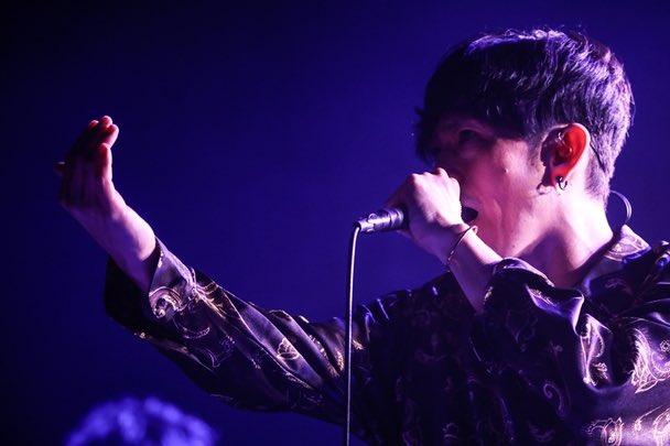 【HAPPY BIRTHDAY！】 

日付変わって本日11月19日は、
LACCO TOWERのVo.松川ケイスケの誕生日！ 

誕生日おめでとうー！ 

#LACCOTOWER 

photo by <a href="/kouhey0622/">スズキコウヘイ</a>