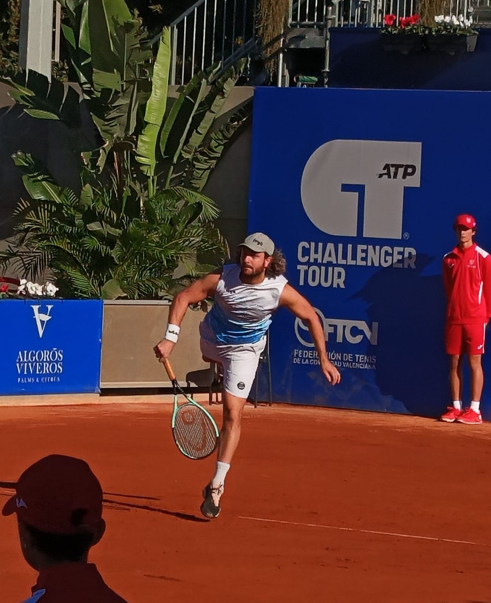 puppotenis's tweet photo. 1R #challenger @camontemar #Alicante
Marco #Trungelitti (2) a Filip #Jianu (ROU) 7-5 6-7 (3) 6-4. Único argentino en el cuadro
8F vs. Cezar #Cretu (ROU, Q) https://t.co/AXTu3r2s63