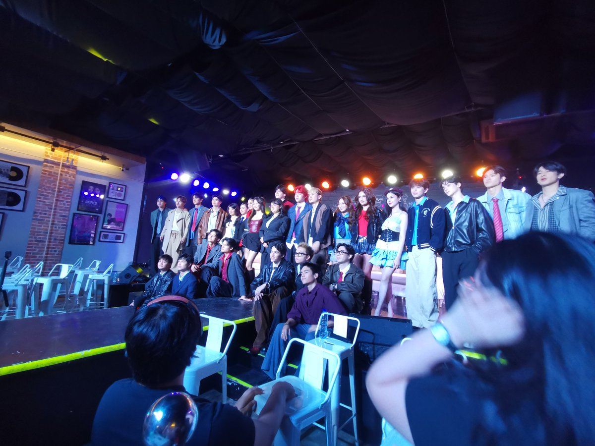 KapatidInsider's tweet photo. Ladies and gentlemen, the cast of #AngMutyaNgSectionE: The Dark Side!

Catch them starting December 4 on VIVA One!

#AMNSES2 #AngMutyaNgSectionESeason2 #AshDres #JayFer #VivaOne https://t.co/3Z2vfONJeZ