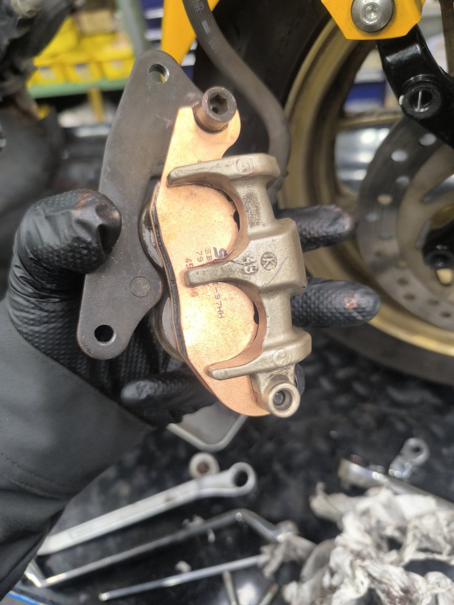 稀に原チャいじってた。
純正2POTはフロントロックの夢を見るか？