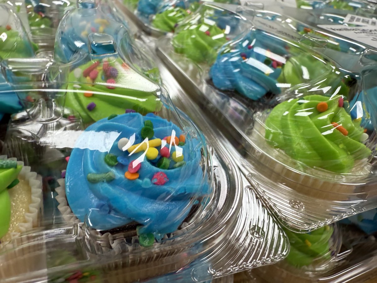 Cupcakes today sponsored by the KFA for School-Related Professionals Day! Thank you for making our schools work!