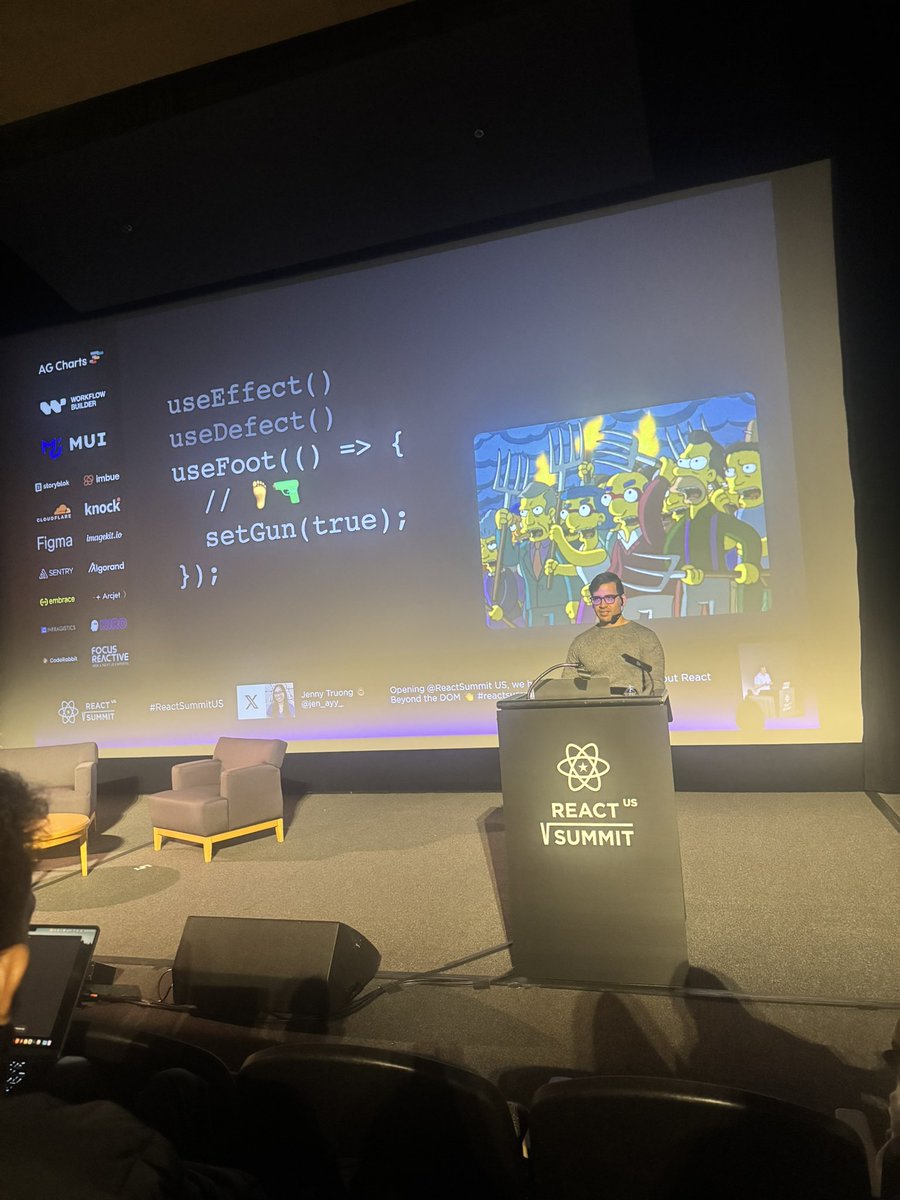 Infoxicador's tweet image. The useFootGun hook strikes again! 😂

Perfect timing for @DavidKPiano’s talk at #ReactSummitUS