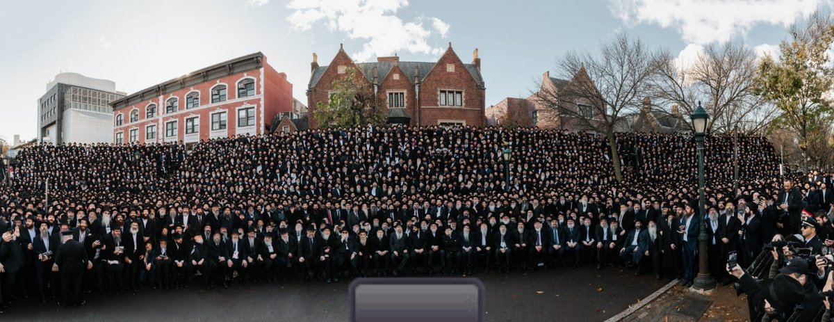 Dear Fellow Jews!

Don't take the bait!

In this picture are Sefardim &amp; Ashkanizim. There are Mizrachim &amp; Poilishes. There are Ghezhe &amp; Geirim, Baal Teshuvos and Beis Harav.

The future isn't Ashkenazi. It's Achdus. It's not Mizrachi. It's Moshiach Now!

Hegiya Zman Geulaschem!