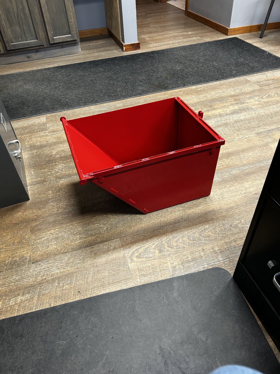 Morning X our sister company Sibley Mfg made me these cute mini dumpsters for planting flowers. Now I gotta wait till spring🤪❤️