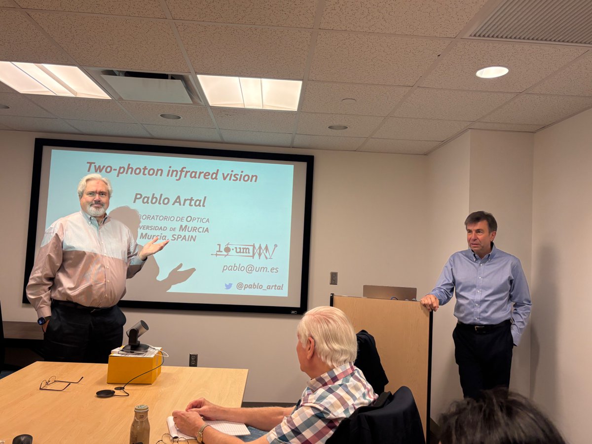 <a href="/pablo_artal/">Pablo Artal</a> @umu @lo_um, introduced by <a href="/DWilliamsLab/">David Williams Lab</a> lectures “Two-photon infrared vision” <a href="/CvsUor/">CVSUoR</a>, part of an intense visit with lab visits &amp; engagement with  #Vision scientists across River &amp; Medical campus <a href="/UofR/">University of Rochester</a> <a href="/ur_engineering/">Hajim School of Engineering & Applied Sciences</a> <a href="/UoR_BrainCogSci/">RochesterBrainCogSci</a> @flaumeye Great treat!