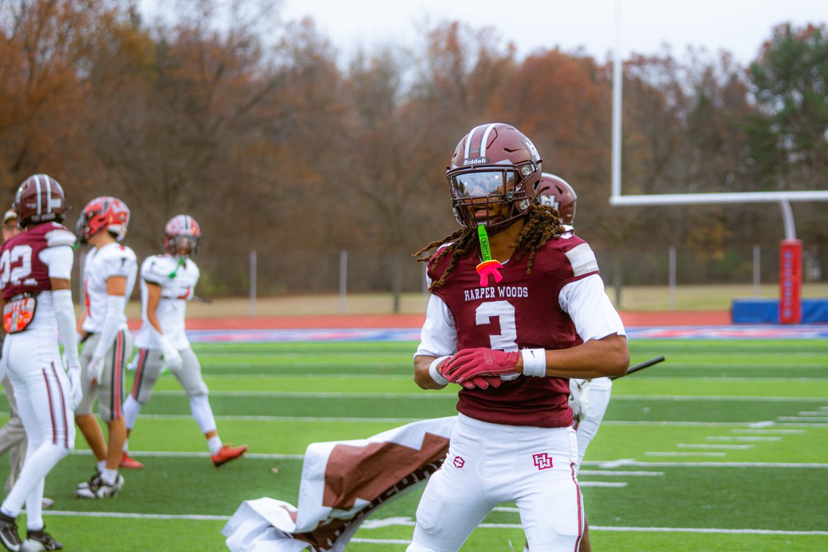 hudl.com/v/2T5pAQ

Regular Season Highlights from my junior year

<a href="/CoachRodOden/">Coach Rod Oden</a>
 <a href="/AllenTrieu/">Allen Trieu</a>
 <a href="/alex_pallone/">Alex Pallone</a> 
<a href="/TheD_Zone/">The D Zone</a> 
<a href="/MIexposure/">Michigan Exposure</a>