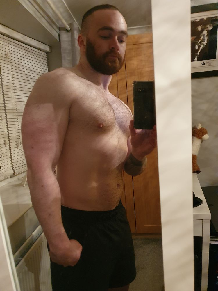Locked_Muscle's tweet image. Back when I was probably my biggest.